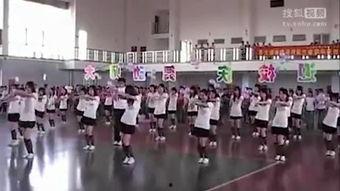 国产全班视频,青春校园的青春旋律